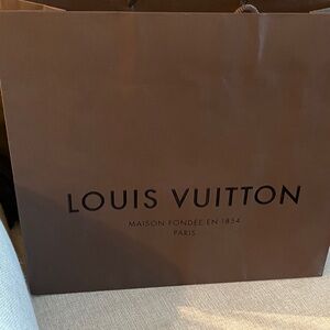 Louis Vuitton Brown and orange totes. Gucci Totes